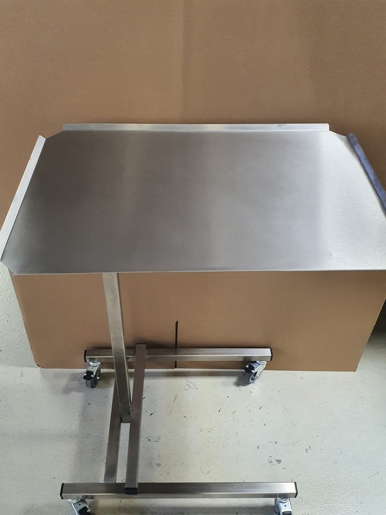 Instrumentenzureichtisch 40 x 60 cm, höhenverstellbar von 90 - 132 cm, mit 4 Rollen, rostfrei - Instrumententisch, bereits montiert, ohne Verpackung.