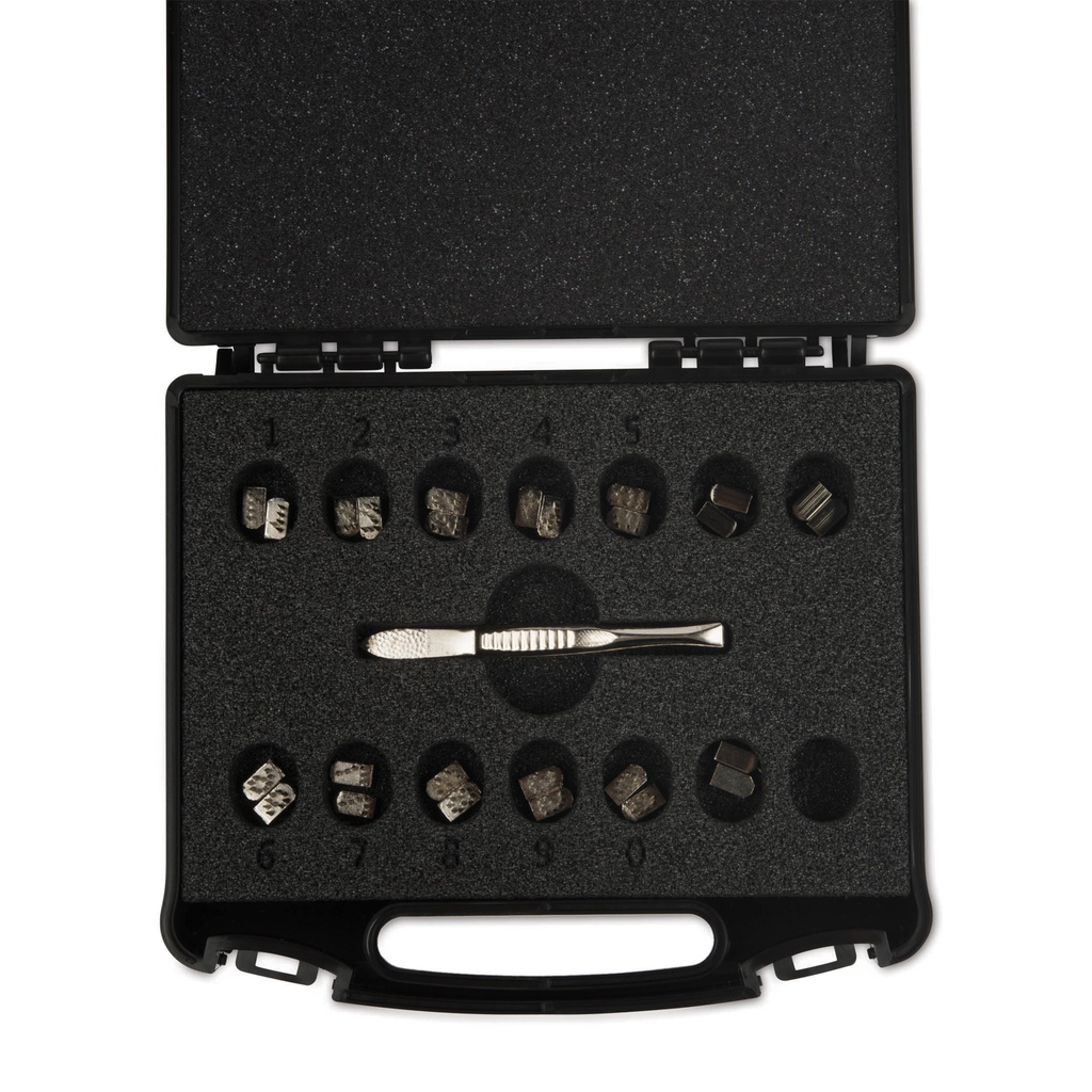 cijferset (dubbel) , 5 mm, in houten kist, voor tattoo-tang Hauptner,met 6 lege platen