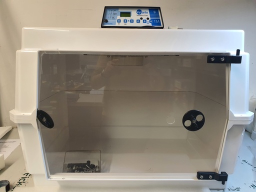 [SCH21903301] Vetario T50M Intensivstation, groß, mit temp., Luftfeuchte Steuerung sowie Anschlussmöglichkeit für Vernebler und Temperatur Alarm, SN: HD463B/230626025 - Gebraucht und repariert.